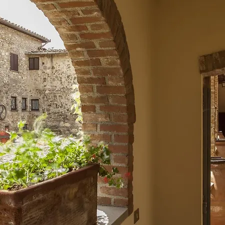 Lantgård Quercia Al Poggio *